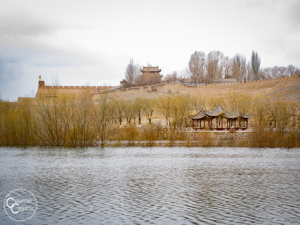 jiayuguan-fort-lake