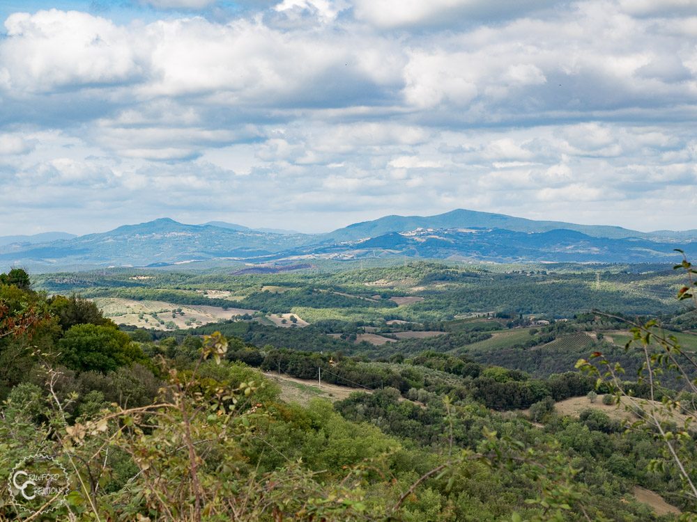 tuscany-mountains