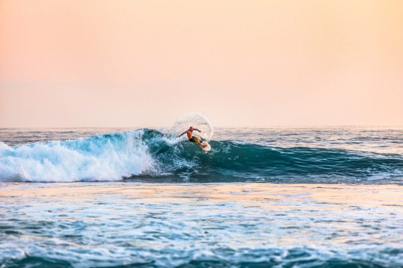 surf-instructor