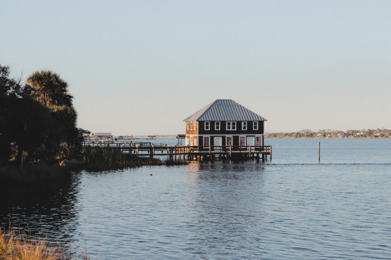 lake-house